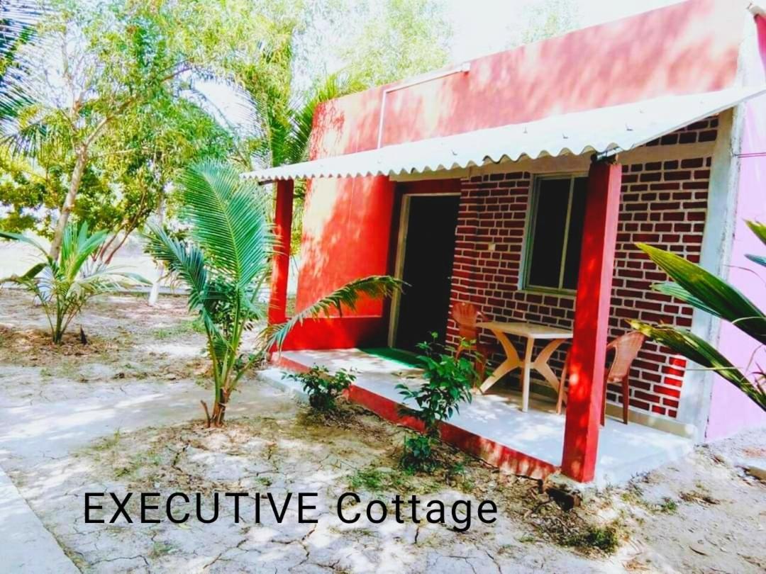 Estuarine Village Resort Sātabhāya Exteriér fotografie